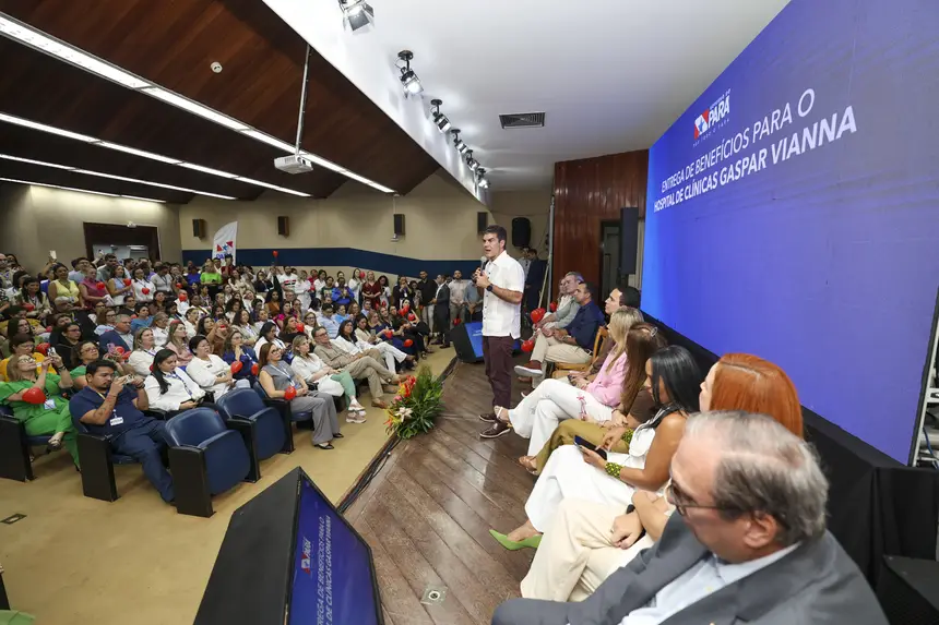  <div class='credito_fotos'>Foto: Marco Santos / Ag. Pará   |   <a href='/midias/2025/originais/20251203152021-GF00025761-F00474309.jpg' download><i class='fa-solid fa-download'></i> Download</a></div>