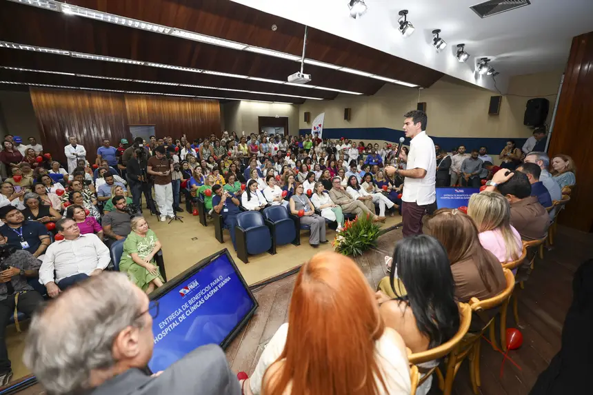  <div class='credito_fotos'>Foto: Marco Santos / Ag. Pará   |   <a href='/midias/2025/originais/20251203152023-GF00025761-F00474310.jpg' download><i class='fa-solid fa-download'></i> Download</a></div>