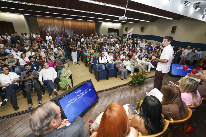  <div class='credito_fotos'>Foto: Marco Santos / Ag. Pará   |   <a href='/midias/2025/originais/20251203152024-GF00025761-F00474311.jpg' download><i class='fa-solid fa-download'></i> Download</a></div>