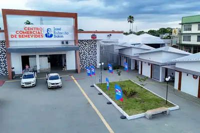 galeria: Drone Centro Comercial de Benevides