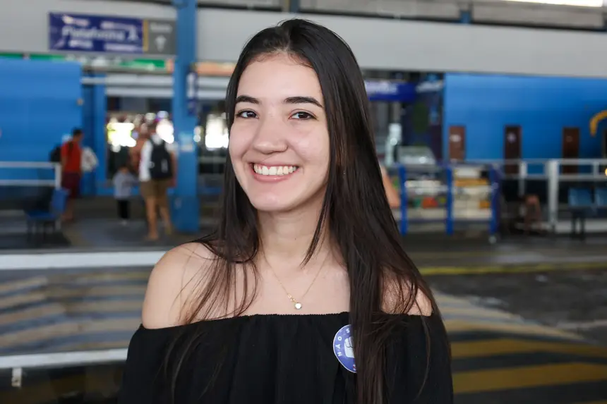 Manuela Araújo - estudante - Capanema <div class='credito_fotos'>Foto: Bruno Cecim / Ag. Pará &nbsp;&nbsp;|&nbsp;&nbsp; <a href='/midias/2026/originais/20260213111938-GF00026273-F00490689.jpg' download><i class='fa-solid fa-download'></i> Download</a></div>