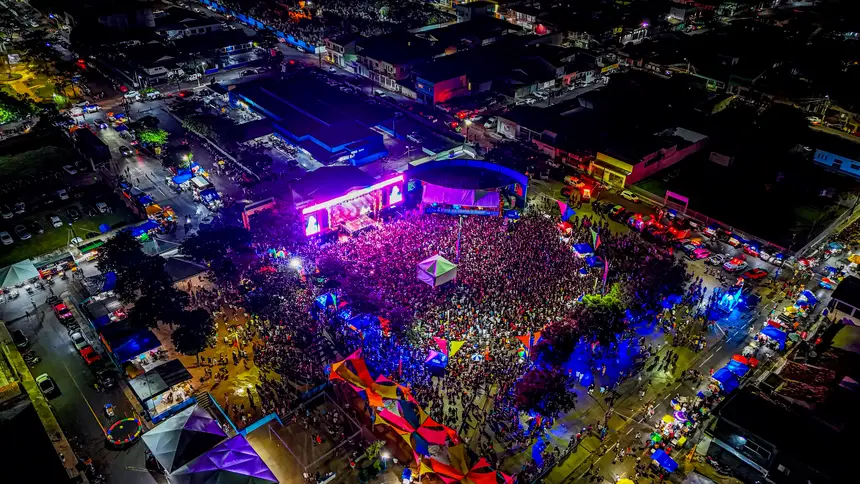 default <div class='credito_fotos'>Foto: Alexandre Costa / Ag. Pará &nbsp;&nbsp;|&nbsp;&nbsp; <a href='/midias/2026/originais/20260218085149-GF00026303-F00491586.jpg' download><i class='fa-solid fa-download'></i> Download</a></div>