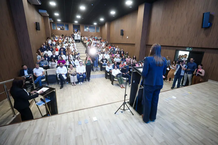  <div class='credito_fotos'>Foto: Rodrigo Pinheiro / Ag. Pará &nbsp;&nbsp;|&nbsp;&nbsp; <a href='/midias/2026/originais/20260220114422-GF00026312-F00491856.jpg' download><i class='fa-solid fa-download'></i> Download</a></div>