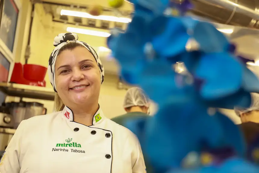 Narinha Tabosa, Cozinheira <div class='credito_fotos'>Foto: Marcelo Lelis / Ag. Pará &nbsp;&nbsp;|&nbsp;&nbsp; <a href='/midias/2026/originais/20260227114127-GF00026385-F00494102.jpg' download><i class='fa-solid fa-download'></i> Download</a></div>
