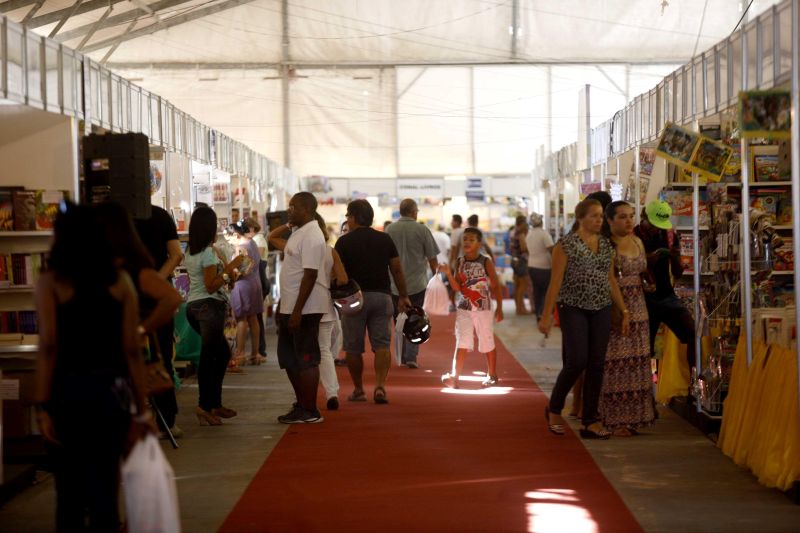 notícia: Credlivro estará disponível para docentes no VIII Salão do Livro do Baixo Amazonas