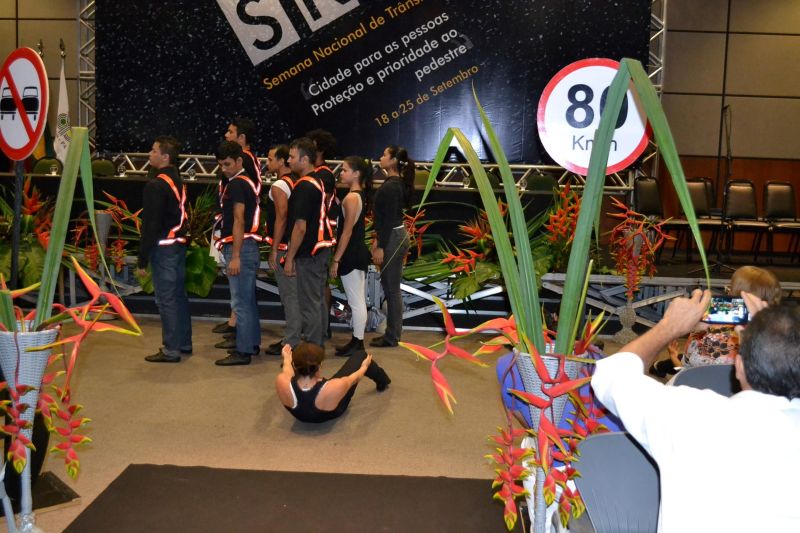 notícia: Debates, palestras e atividades pedagógicas marcam a Semana Nacional do Trânsito 2015