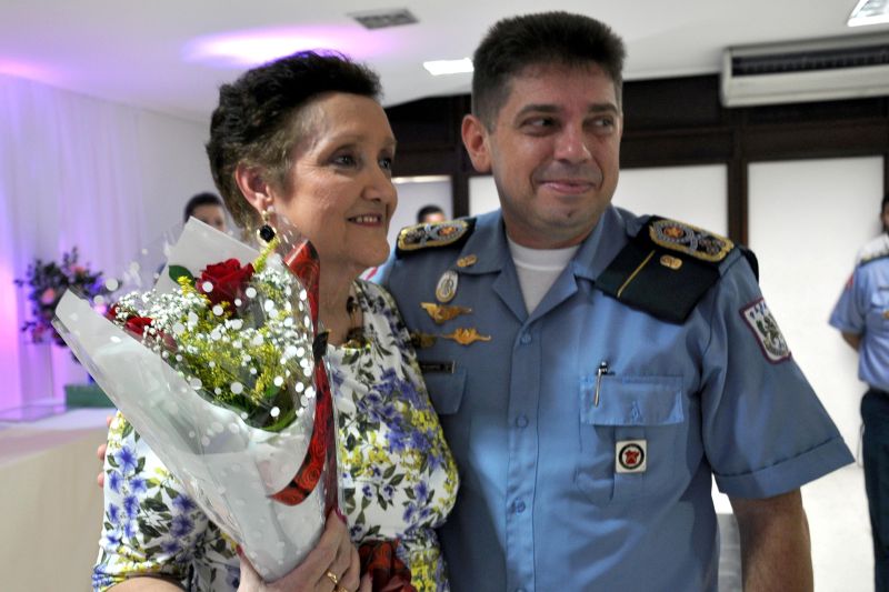 notícia: PM comemora 33 anos do pelotão feminino