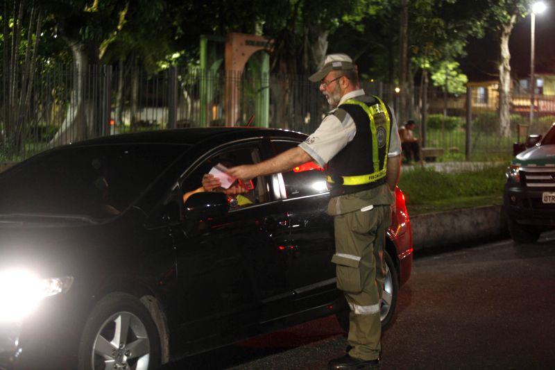 notícia: Operação Lei Seca autua 90 condutores que dirigiam sob efeito de álcool