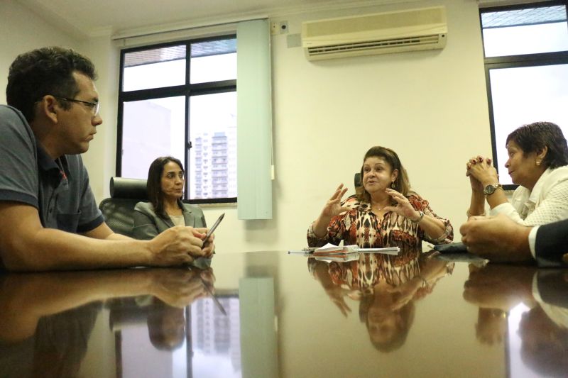 notícia: Iasep e sindicato discutem sobre assistência e descentralização