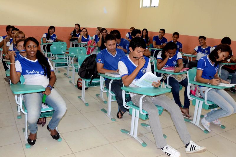 notícia: Ano letivo nas escolas estaduais começa dia 9 de março