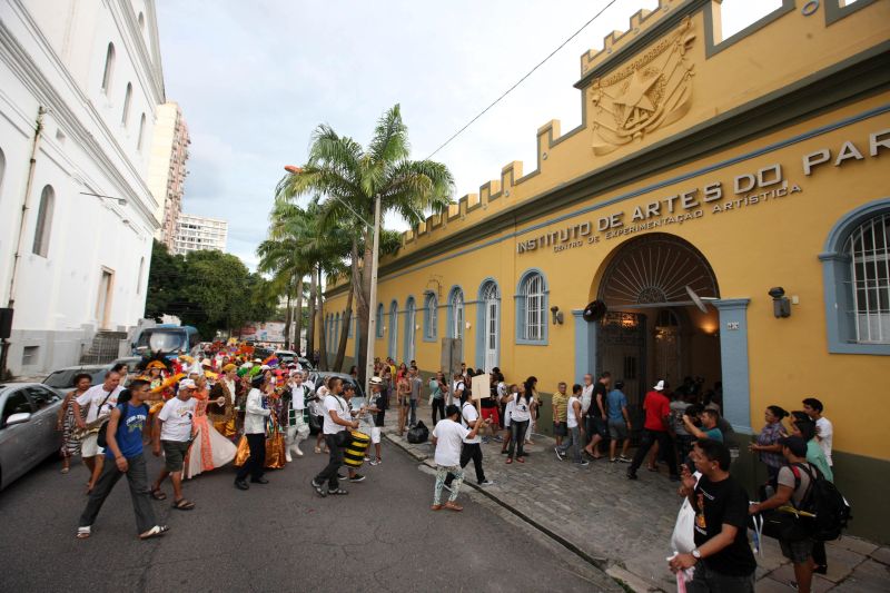 notícia: Casa das Artes qualifica para inscrições no Edital de Bolsas Artísticas