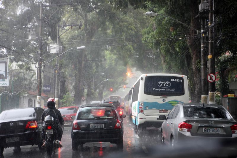 notícia: Previsão da Semas é de mais chuvas na segunda quinzena de abril