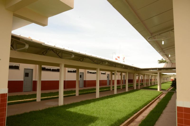 notícia: Seduc já licitou mais de 25 obras nas escolas no interior e capital