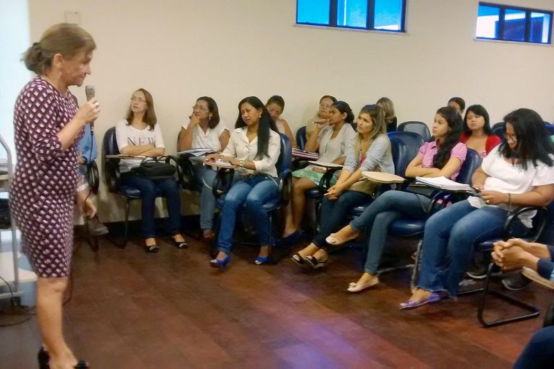notícia: Sedop promove treinamento para profissionais que atuarão na área social do projeto Tucunduba