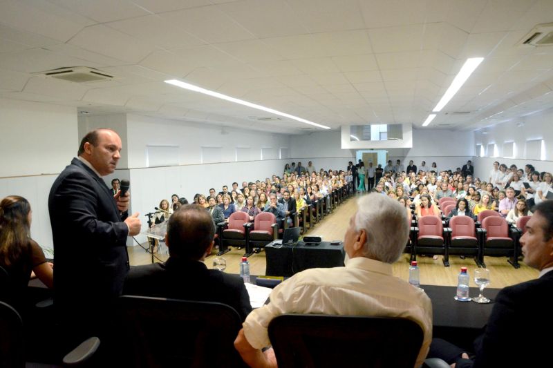 notícia: Projeto do TCE incentiva alunos da rede pública a exercer a fiscalização cidadã
