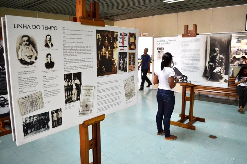 notícia: Exposição integra comemoração pelos 144 anos da Biblioteca Arthur Vianna