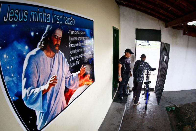 notícia: Judiciário beneficia detentos com saída temporária para a Páscoa
