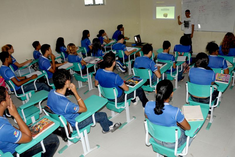 notícia: Seduc abre neste mês licitação para reforma e ampliação de escolas