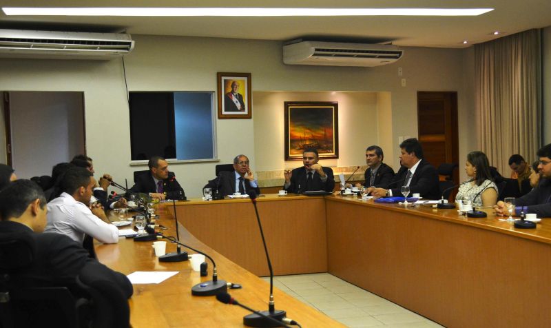 notícia: Segup e empresários elaboram plano contra assaltos a farmácias