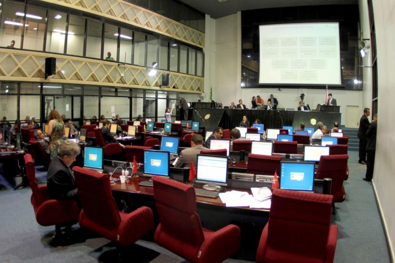 notícia: Dirigentes estaduais participam de arguição na Assembleia Legislativa