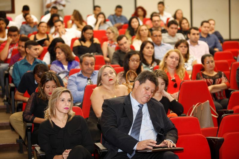 notícia: Governo reúne parceiros no dia estadual de enfrentamento à violência sexual