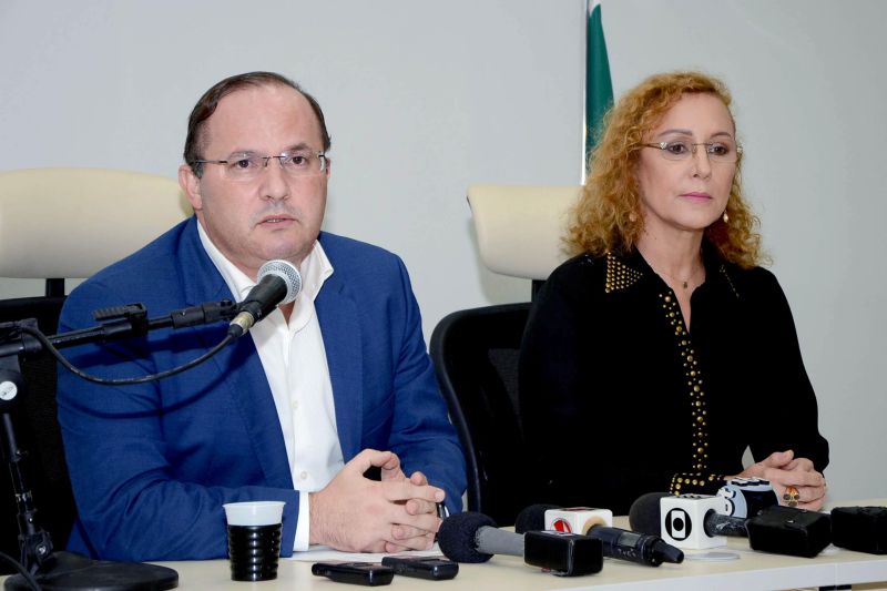 notícia: Governo garante piso e aula suplementar com remuneração que supera R$5,5 mil