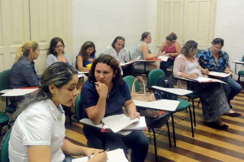 notícia: Gestores e especialistas em educação recebem formação para Coaching