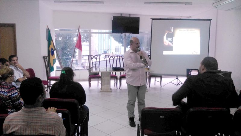 notícia: Estado vai capacitar municípios no enfrentamento ao tráfico humano