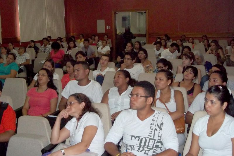 notícia: HOL realiza palestras sobre saúde durante Semana de Enfermagem