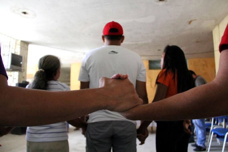 notícia: Relato de vida de ex-interno motiva adolescentes da Fasepa