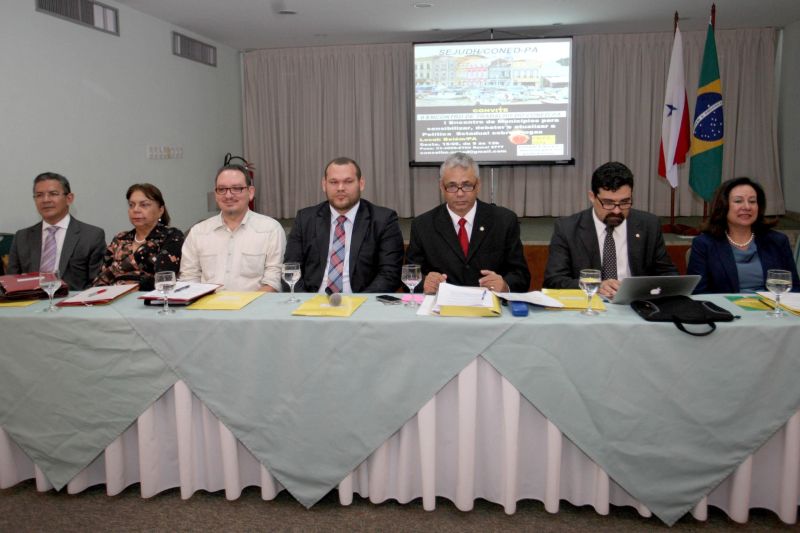notícia: II Encontro do Trabalho do CONED debate atualização da Política sobre Drogas