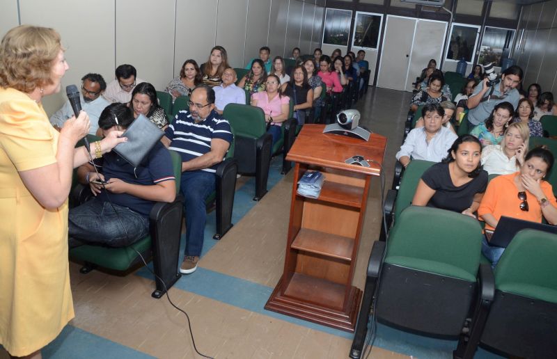 notícia: Escolas estaduais investem em gestão por resultados na aprendizagem