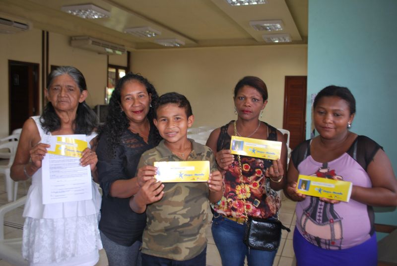 notícia: Cohab conclui entrega de 1.250 Cheques Moradia a famílias de baixa renda