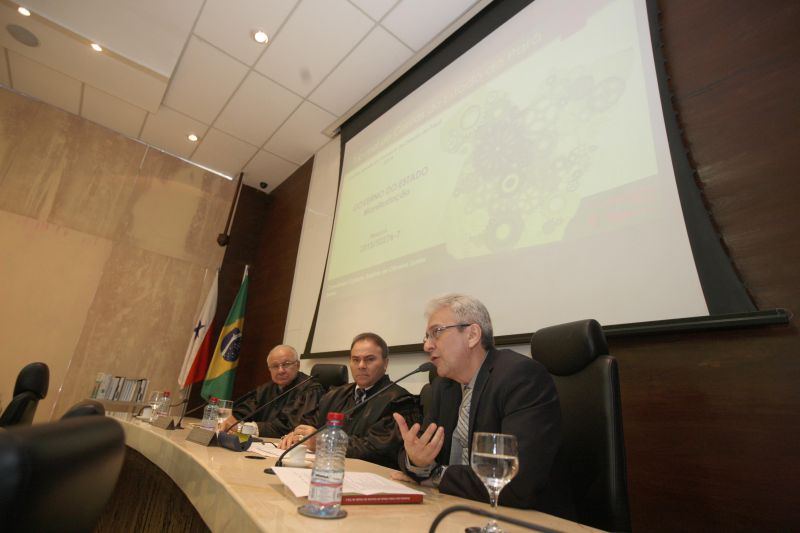 notícia: Apesar da crise econômica, Pará terminou 2014 com superávit de R$ 1,037 bi