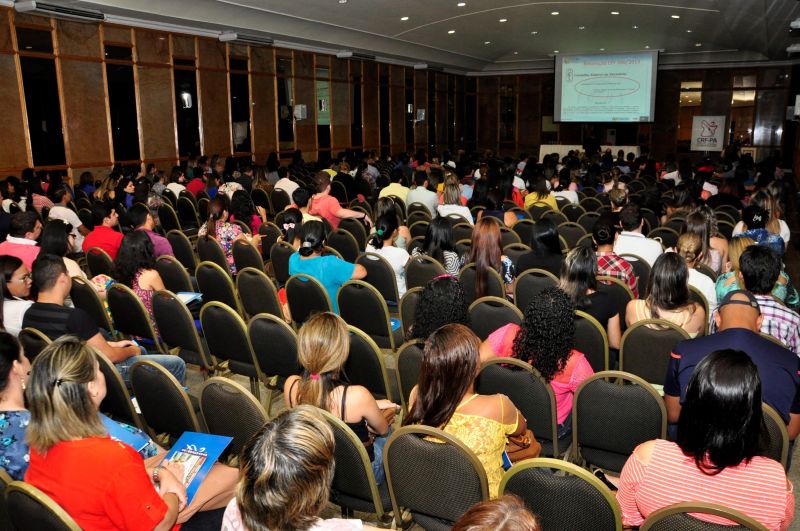notícia: Estratégias da assistência farmacêutica são discutidas em seminário