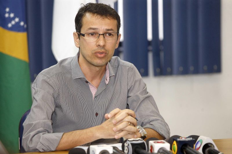 notícia: Após intenso trabalho, abastecimento de água é retomado por etapas na Região Metropolitana