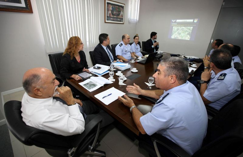 notícia: Simão Jatene recebe comandante do I Comar