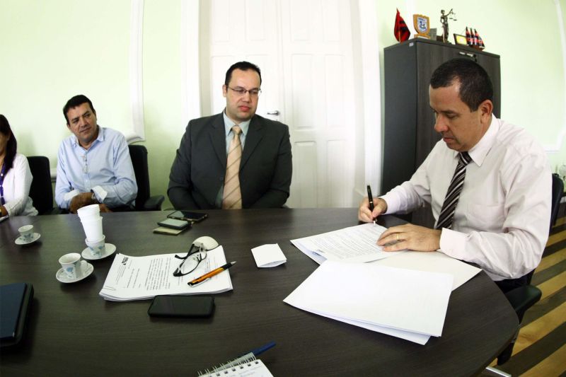 notícia: Projeto de sustentabilidade beneficiará unidades prisionais e prédios administrativos da Susipe