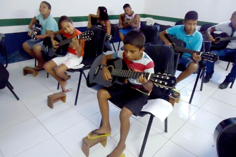 notícia: Projeto Sala de Cordas encerra primeiro semestre em São Caetano de Odivelas