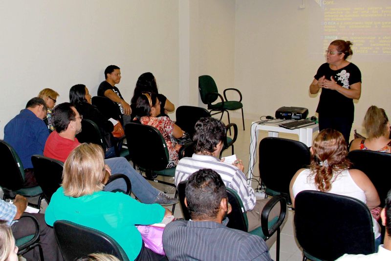 notícia: Fasepa faz reunião com representantes de grupos religiosos