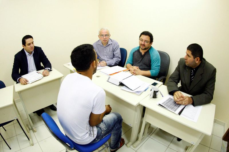 notícia: Mutirões da Defensoria vão analisar processos de presos no interior
