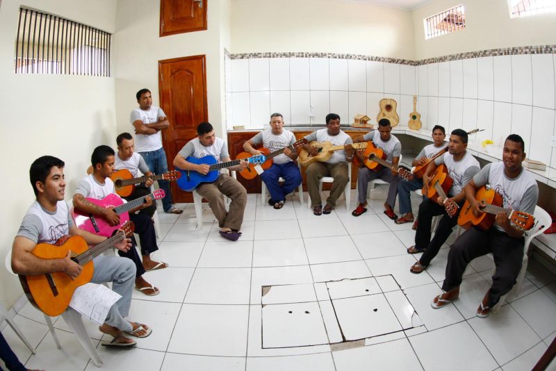 notícia: Música contribui na profissionalização dos detentos do presídio de Abaetetuba