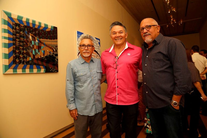 notícia: Artistas abrem diálogo com o público sobre os trabalhos em exposição na mostra “Experientia”