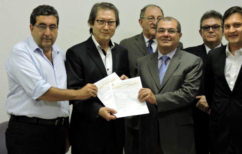 notícia: Governo do Estado habilita empresa a exportar frango