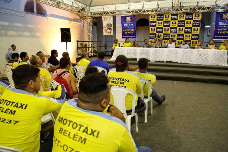 notícia: Mototaxistas ganham linha de crédito para financiar veículos e equipamentos