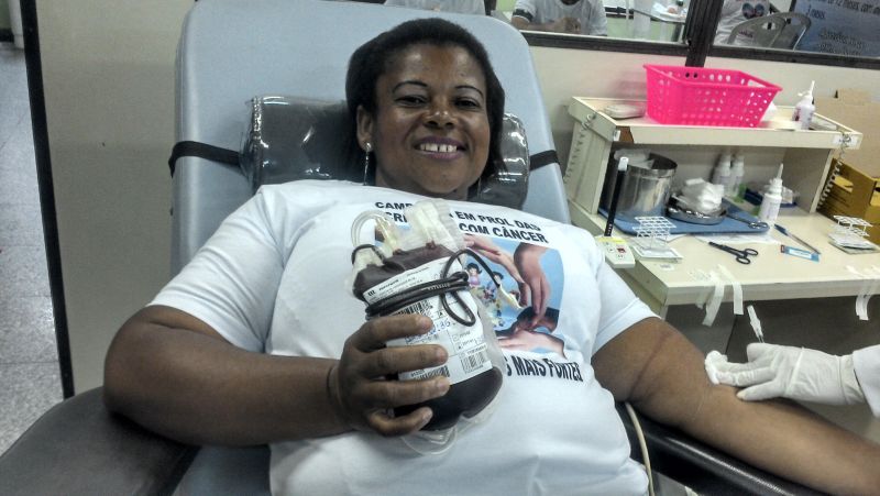 notícia: Hemopa recebeu doações de vários grupos de voluntários neste sábado