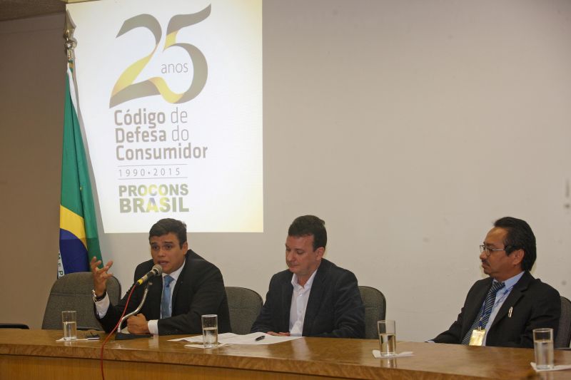 notícia: Procon já registrou mais de 2,5 mil reclamações em 2015