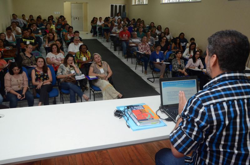 notícia: Rede estadual terá Plano de Educação Integral