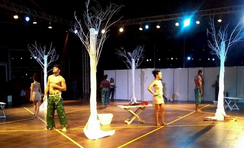notícia: Desfile do Polo Joalheiro abre Festival Internacional do Chocolate no Hangar