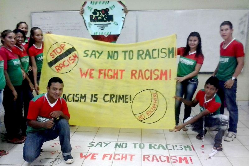 notícia: Professor do Marajó ganha prêmio nacional por ação de combate ao racismo